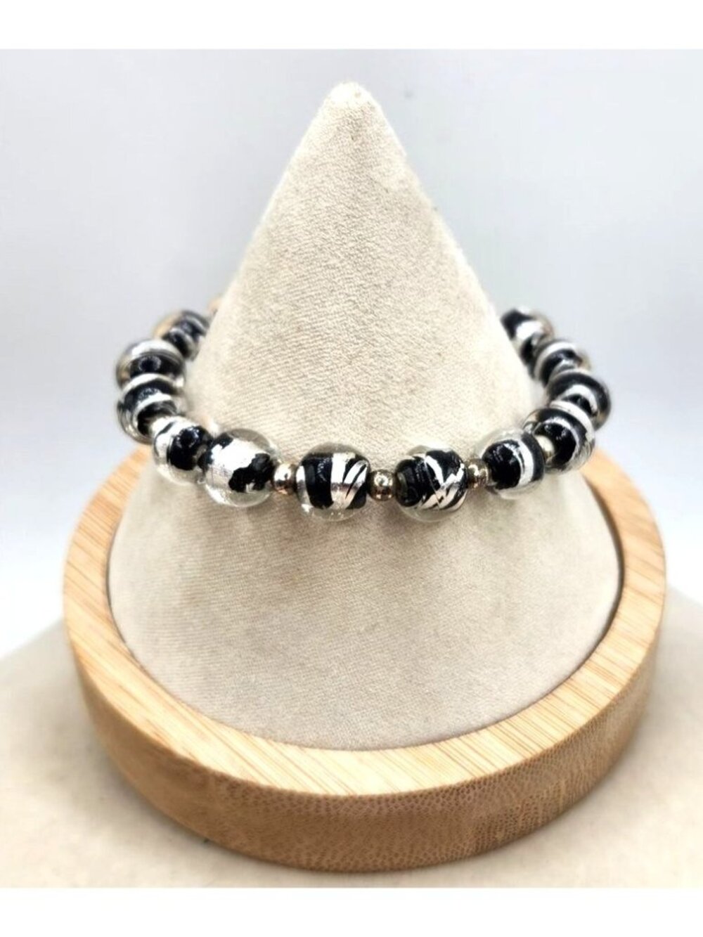 Vintage Black & White Clear Bead Glass Bracelet